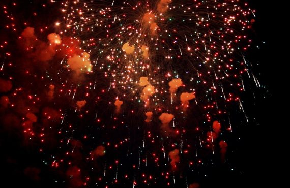 fireworks, light spray, flecks-186752.jpg